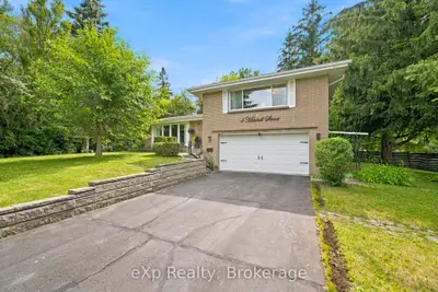 4 Mitchell Street, Port Hope, On L1a 2w5