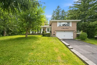 4 Mitchell Street, Port Hope, On L1a 2w5