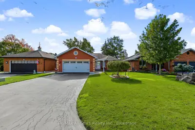 9 Hillview Drive, Kawartha Lakes, On K0m 1a0