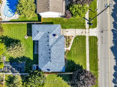 623 King Street W, Chatham-kent, On N7m 1h7