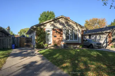 53 Stroud Crescent, London South, On N6e 1z5