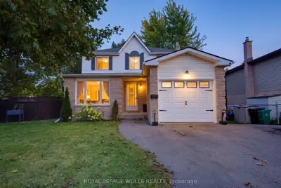 74 Stirling Macgregor Drive, Cambridge, On N1s 4t1