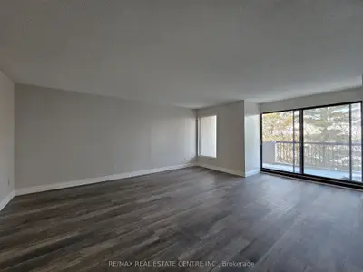 260 Sheldon Avenue N 508, Kitchener, On N2h 6p2