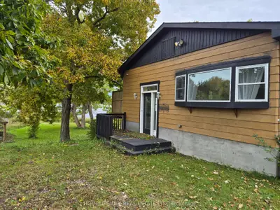 225 Johnson Bay Lane, Frontenac Islands, On K7g 2v6