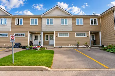 23 Howe Drive 8, Kitchener, On N2e 1j3