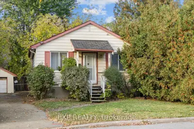 137 GLYNN Avenue, Overbrook - Castleheights and Area, ON K1K 1S5