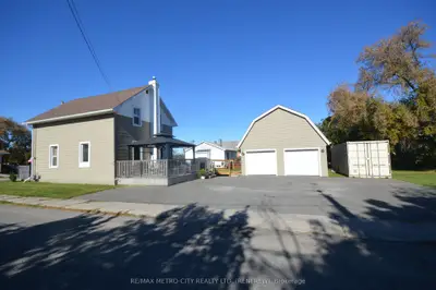 151 June Street, Renfrew, On K7v 2k2