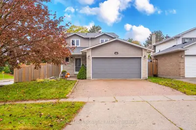 2 CINDY Avenue, Cambridge, ON N3C 3J2