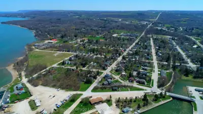 279 St.vincent Street 3, Meaford, On N4l 1b4
