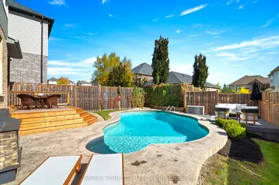 43 Frontier Drive, Kitchener, On N2p 0g3