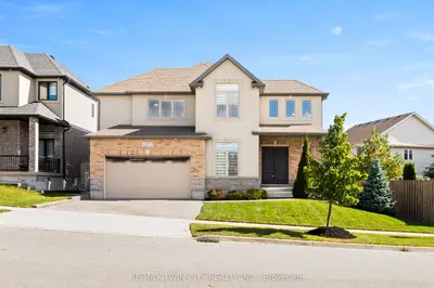 43 Frontier Drive, Kitchener, On N2p 0g3