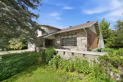 45 Cortleigh Drive, Barrhaven, On K2j 3z7