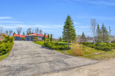 2 Joanne Crescent, Minto, On N0g 2l0