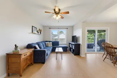 15 Barnett Street W, North Perth, On N4w 3v9