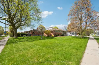 92 Victoria Road N, Guelph, On N1e 5h2