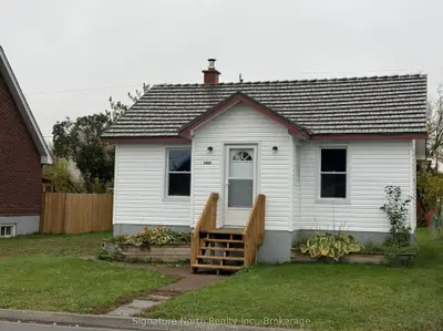 1004 Gore Street W, Thunder Bay, On P7e 3t1