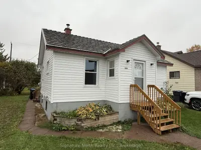 1004 Gore Street W, Thunder Bay, On P7e 3t1