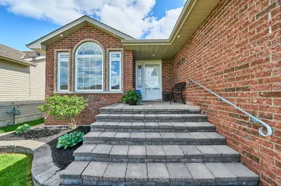 11 FOX DEN Drive, Brighton, ON K0K 1H0