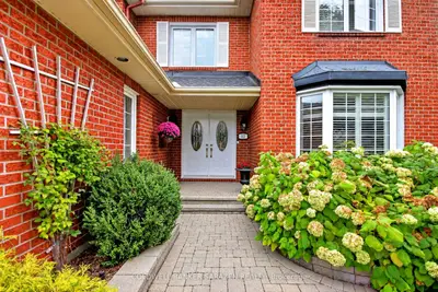 12 Yarwood Court, Barrhaven, On K2j 3m3