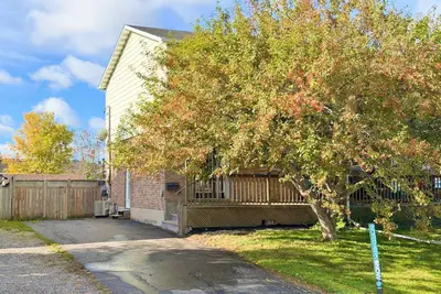 51 Alden Road, Sault Ste Marie, On P6c 6a3