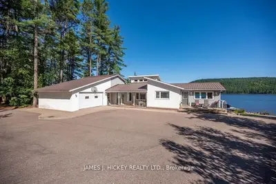 294 Lau-ren Road, Laurentian Hills, On K0j 1p0