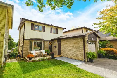 19 Hillsdale Court, Hamilton, On L9h 6h1