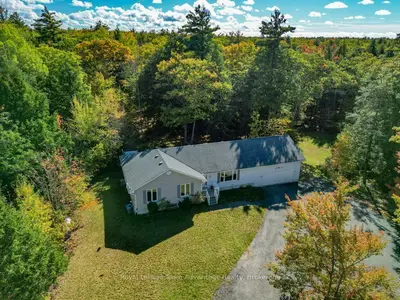 10 Oakridge Road, Mcdougall, On P2a 2w9