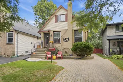 15 Chancton Crescent, London South, On N6e 2y5