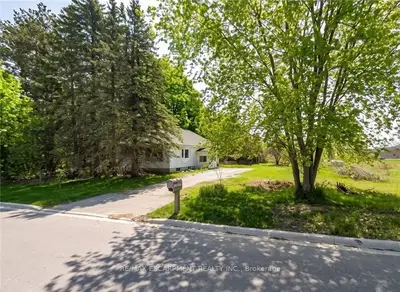 206 Charles Street, Norfolk, On N0e 1y0