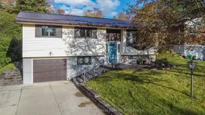 62 Springbrook Drive, Peterborough, On K9j 1l1