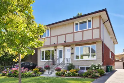 2654 Conn Street, Britannia - Lincoln Heights And Area, On K2b 7c5