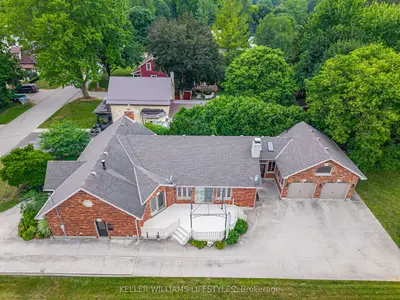 194 High Street, North Middlesex, On N0m 1a0