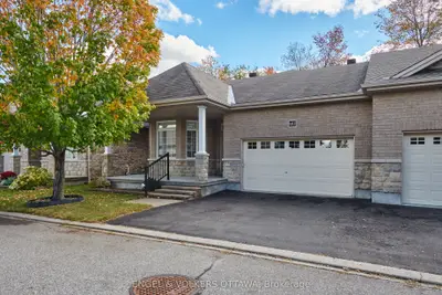 162 Maple Key Private, Blossom Park - Airport And Area, On K1t 0e2