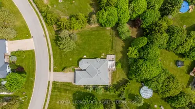3 Henry Street, Amaranth, On L9w 3z1