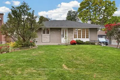 2524 Hopkins Road, Britannia Heights - Queensway Terrace N And Area, On K2b 7x7