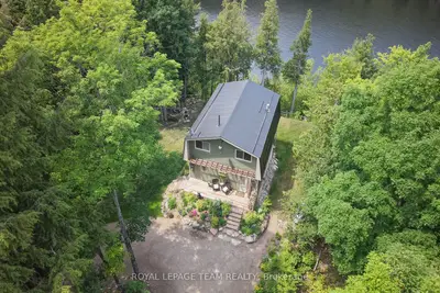 102 Mcvicar Lane, Mcnab/braeside, On K0a 3l0