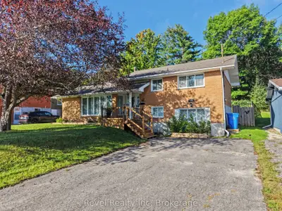 673 Laurentian Avenue, North Bay, On P1b 7t8