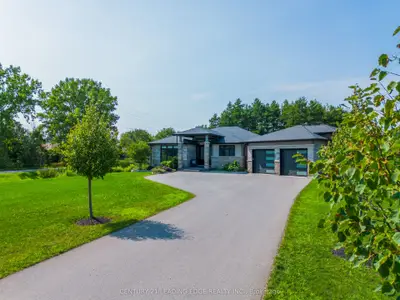 9 Leaside Street, Prince Edward County, On K8n 0g1
