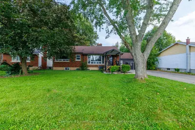 6 Greenock Circle, St. Catharines, On L2s 1b4