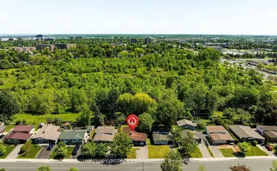 2329 RYDER Street, Alta Vista and Area, ON K1H 6X4