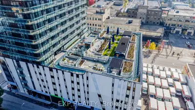30 Francis Street S 4208, Kitchener, On N2g 0b5