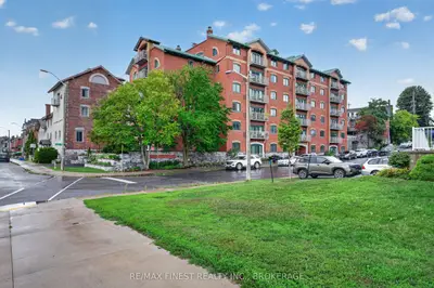 2 Bay Street 302, Kingston, On K7k 6t7