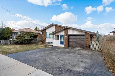 116 Mohawk Road W, Hamilton, On L9c 1w1