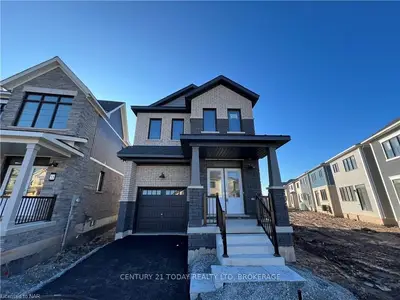 59 Rudder Road, Welland, On L3b 4e6