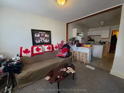 39 Manchester Avenue, St. Catharines, On L2r 1n9