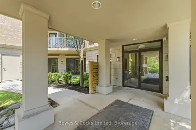 869 Clonsilla Avenue 110, Peterborough, On K9j 0b7