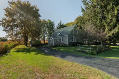 17459 EVELYN Drive, Thames Centre, ON N0M 2P0