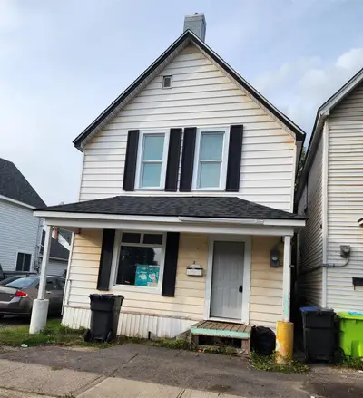 22 Manilla Terrace, Sault Ste Marie, On P6a 1j2
