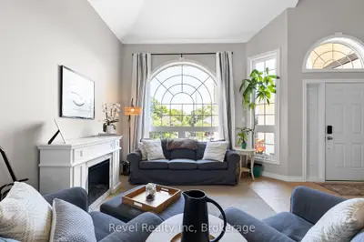 5 Avery Court, Parry Sound, On P2a 3c4