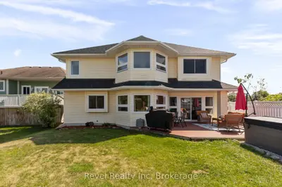 5 Avery Court, Parry Sound, On P2a 3c4
